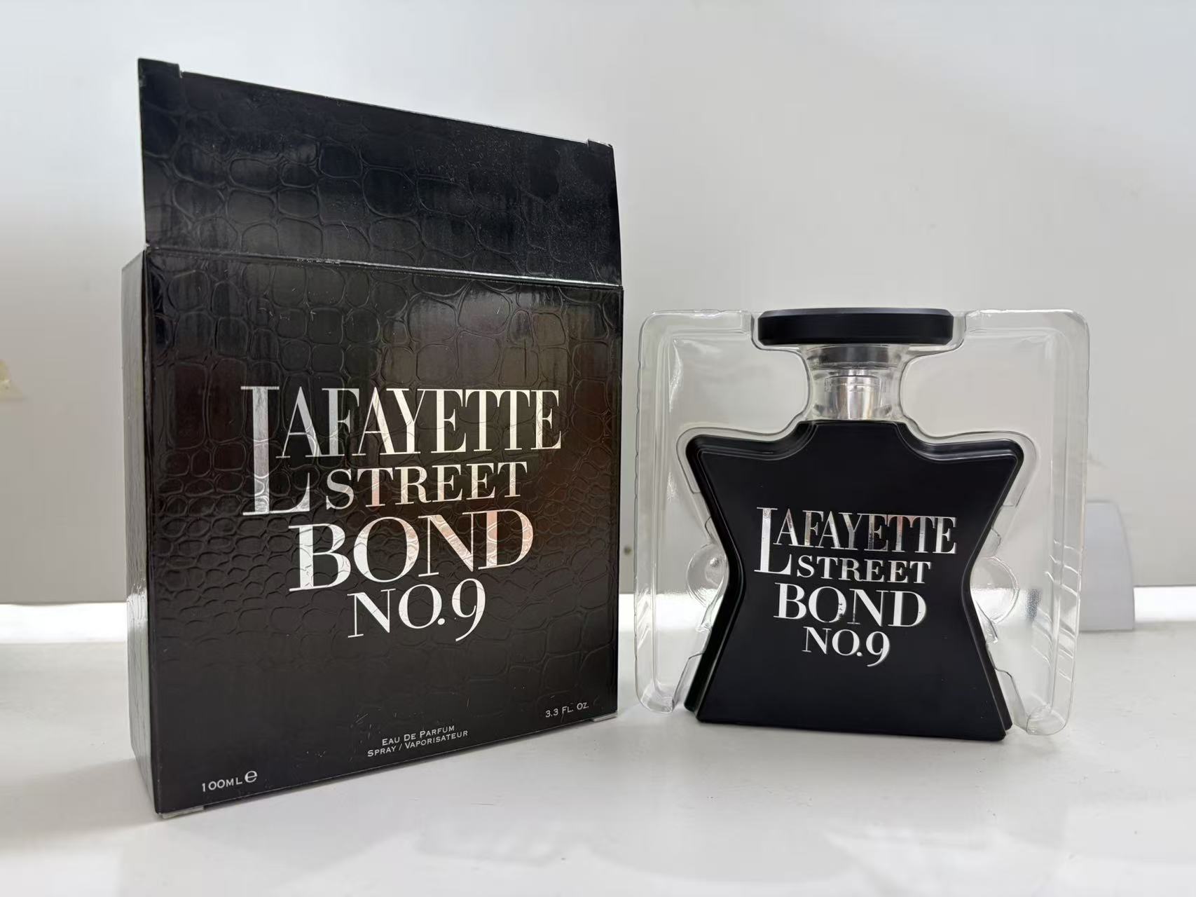 BOND NO.9 New York Style Eau D - огляд і ціна Event & Party Supply Photos